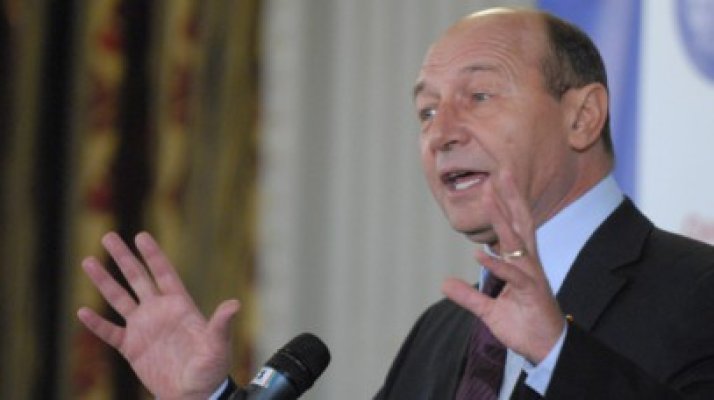 Băsescu: Nici Ford nu şi-a respectat obligaţiile, nici guvernele României